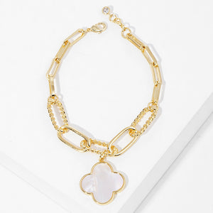 Gold Dipped Mother of Pearl Quatrefoil Charm Bracelet. Gold . Size : 0.8" X 0.8", 7.25" + 0.5" L