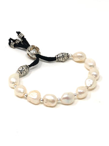 Antique Bead Accented Pearl Strand Bracelet ( Adjustable  0.4" H )